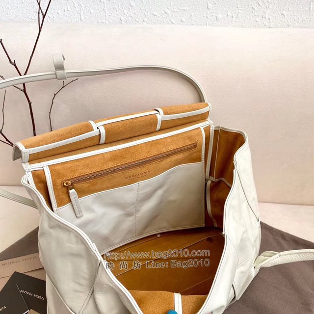 Bottega veneta高端女包 96009 寶緹嘉新款Arco48油蠟皮包 BV經典款小牛皮質中號手提包  gxz1226